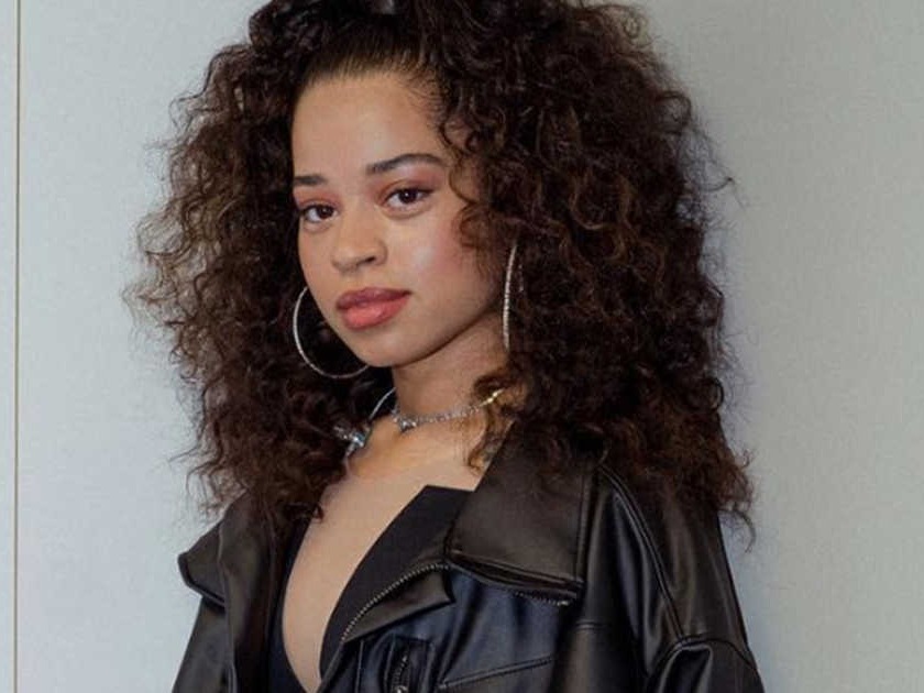 Ella Mai Ella Mai Howell (born 3 November 1994) is an English singer and songwriter. She signed to DJ Mustard's label 10 Summers Records in 2014.<br ...